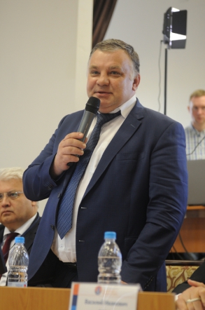 26 мая: Пленарное  заседание 10