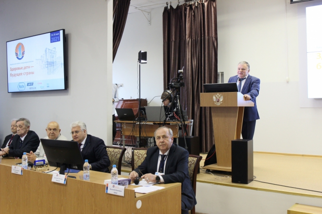 26 мая: Пленарное  заседание 40