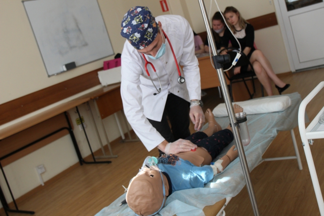 Студенты СПбГПМУ сдали первый этап государственного экзамена 4