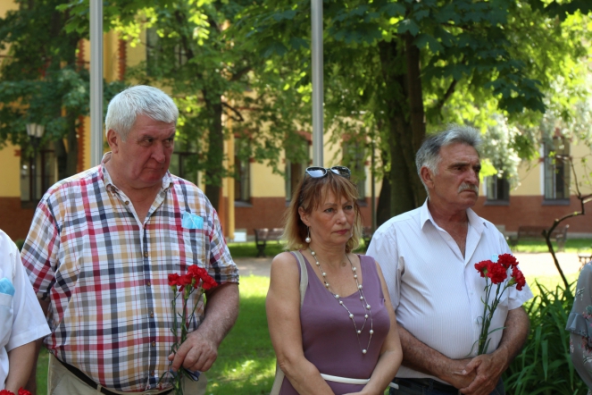 22 июня в Педиатрическом университете прошёл митинг памяти 6