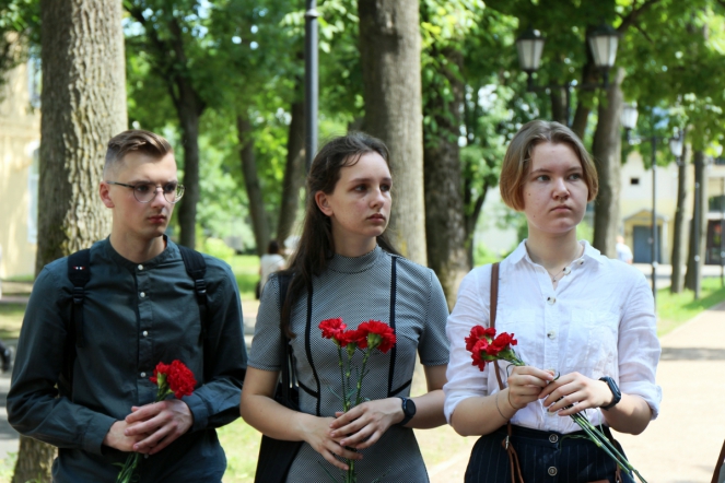 22 июня в Педиатрическом университете прошёл митинг памяти 7