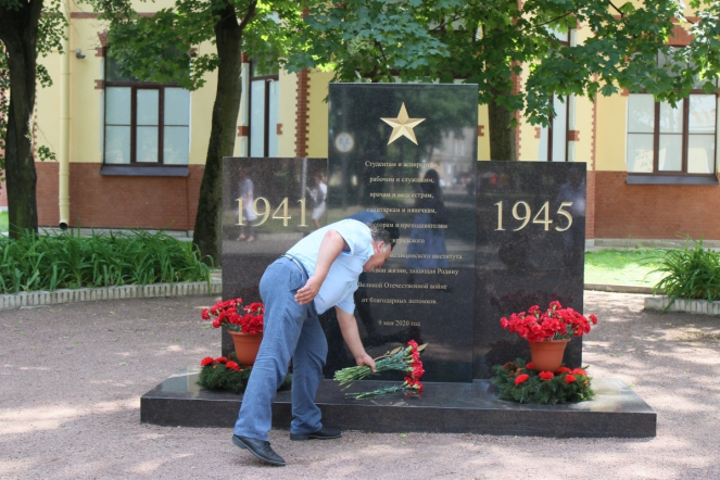 22 июня в Педиатрическом университете прошёл митинг памяти 22