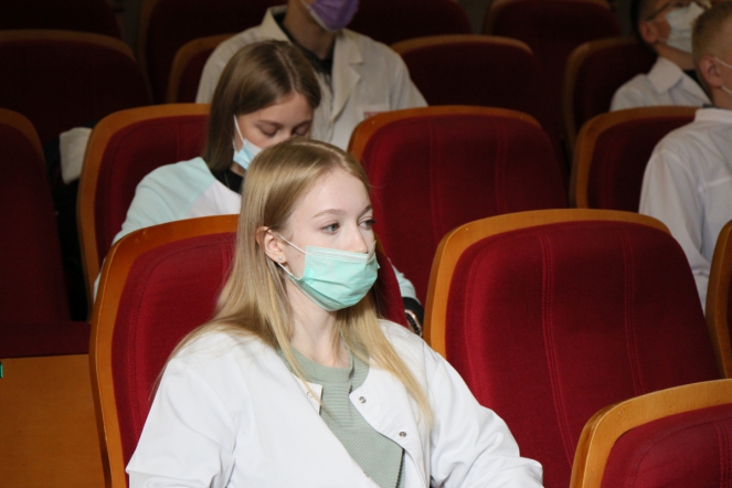 СПбГПМУ посетили школьники с Дальнего Востока 2