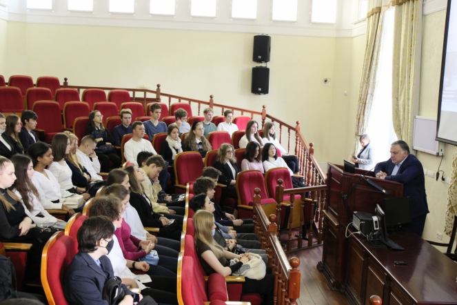 СПбГПМУ посетили ученики школы №197 Санкт-Петербурга 7