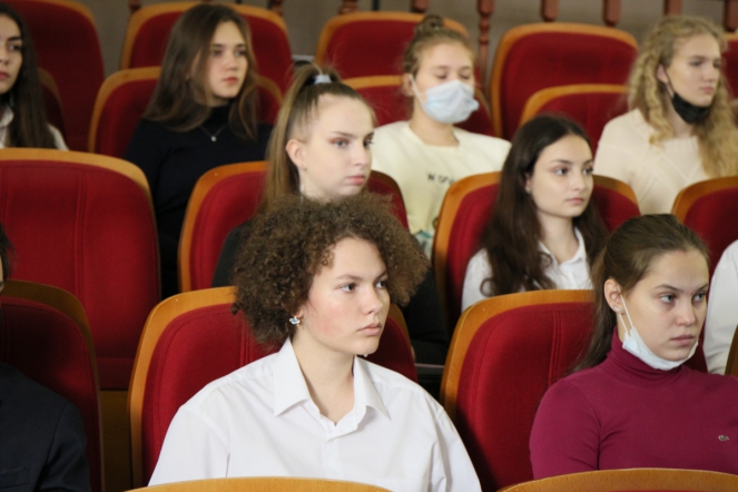 СПбГПМУ посетили ученики школы №197 Санкт-Петербурга 13