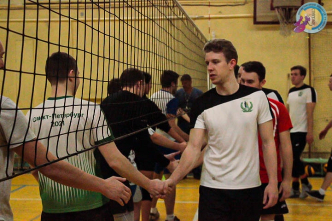 Команда СПбГПМУ одержала победу на первенстве района по волейболу 4