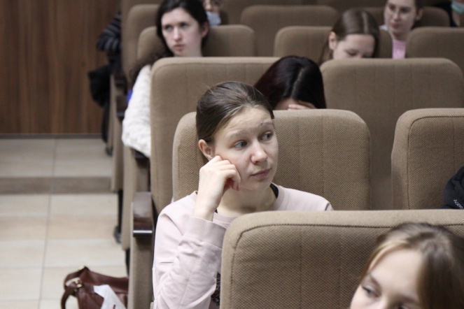 Студенты СПбГПМУ встретились с министром здравоохранения Новгородской области 32