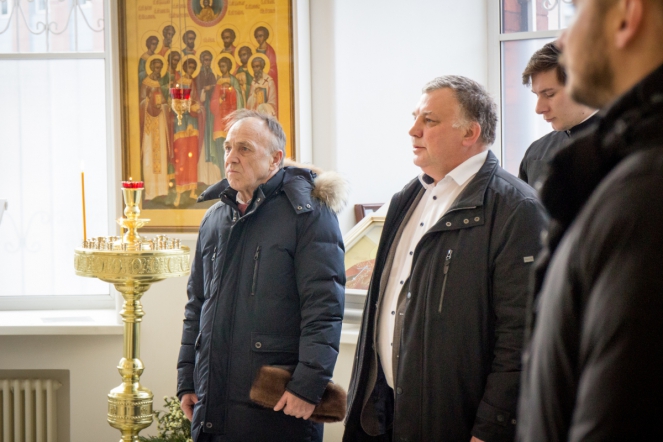 В Педиатрическом университете прошёл крестный ход 11