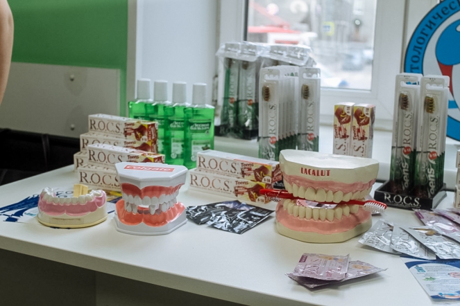 Наши стоматологи отметили Всемирный день здоровья полости рта 3