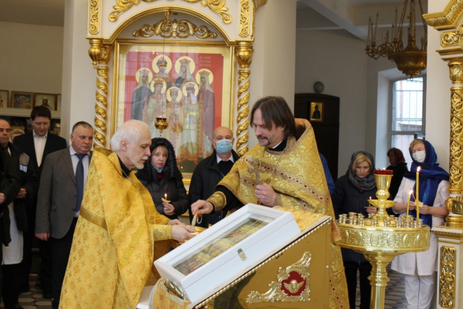 В СПбГПМУ отслужили панихиду по убиенным воинам 2