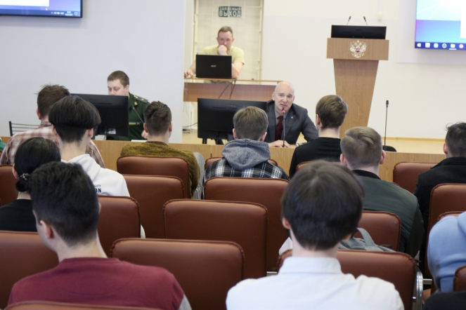 Студентам Педиатрического университета рассказали о научных ротах 3