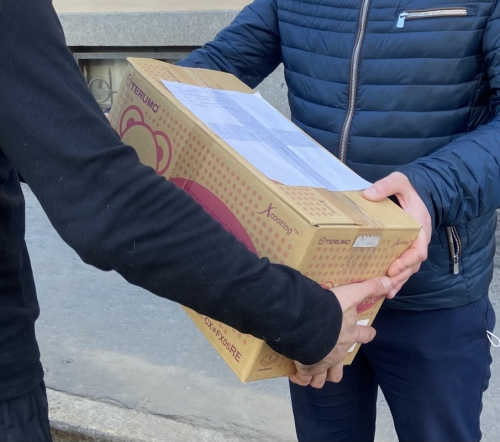 В СПбГПМУ собрали гуманитарную помощь для беженцев