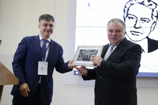 В Педиатрическом университете стартовал Симпозиум детских хирургов 21