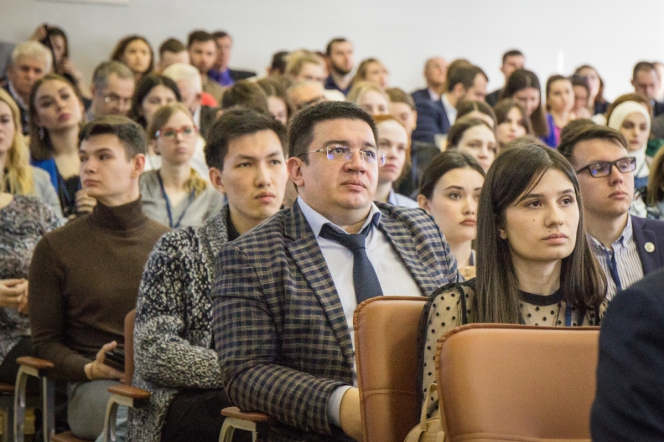 В СПбГПМУ началась студенческая конференция по хирургии 24