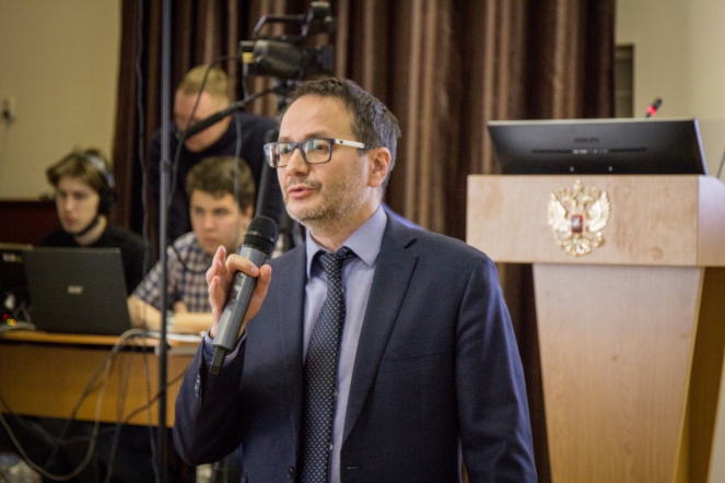 В СПбГПМУ началась студенческая конференция по хирургии 27