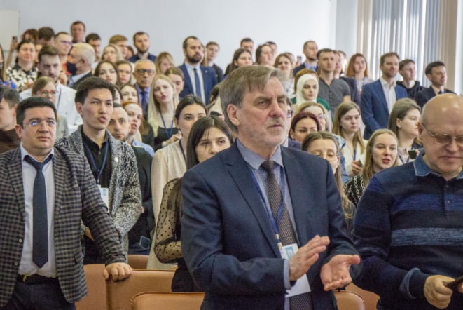 В СПбГПМУ началась студенческая конференция по хирургии 33