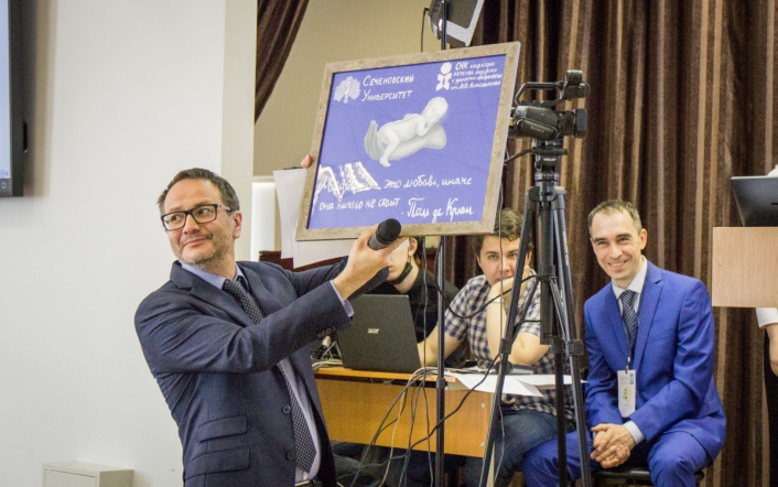 В СПбГПМУ началась студенческая конференция по хирургии 79