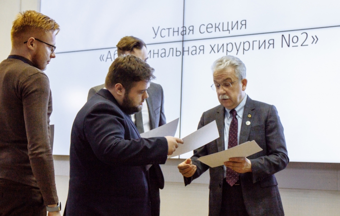 В СПбГПМУ подвели итоги студенческой конференции по хирургии 30