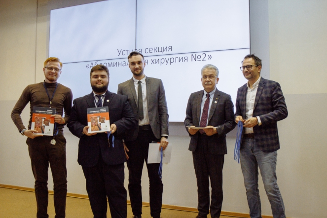 В СПбГПМУ подвели итоги студенческой конференции по хирургии 31