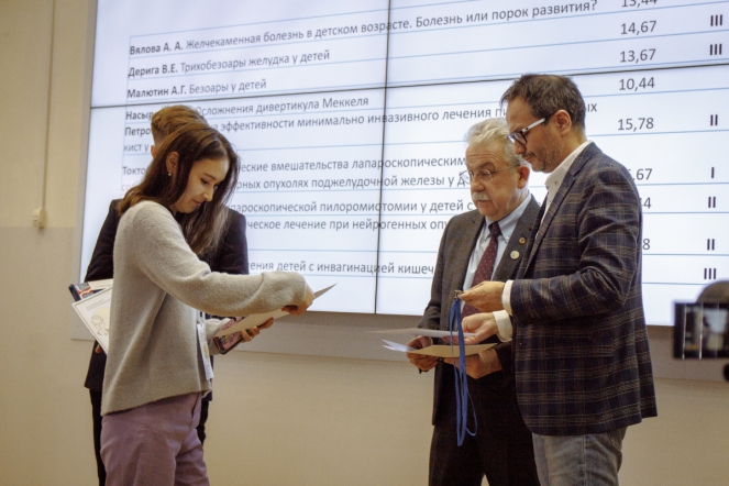 В СПбГПМУ подвели итоги студенческой конференции по хирургии 34