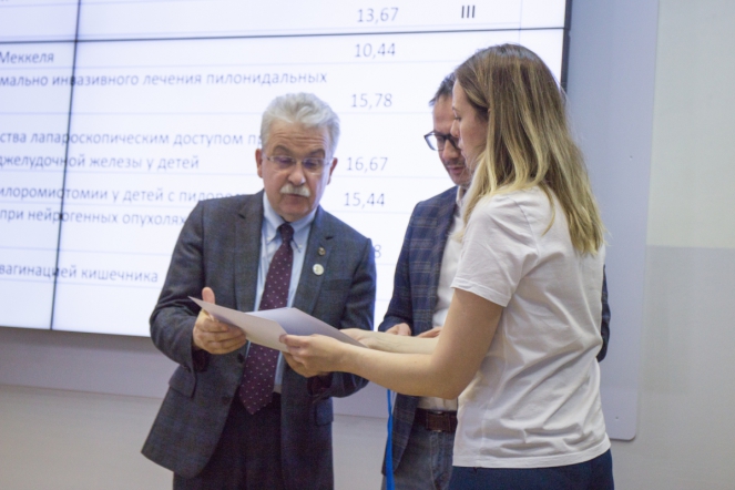 В СПбГПМУ подвели итоги студенческой конференции по хирургии 36