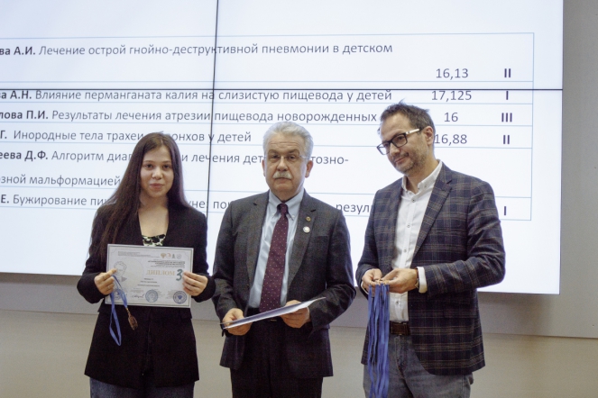 В СПбГПМУ подвели итоги студенческой конференции по хирургии 41