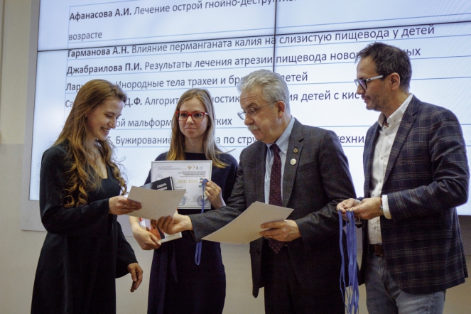 В СПбГПМУ подвели итоги студенческой конференции по хирургии