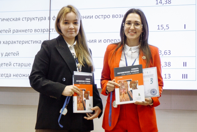 В СПбГПМУ подвели итоги студенческой конференции по хирургии 60