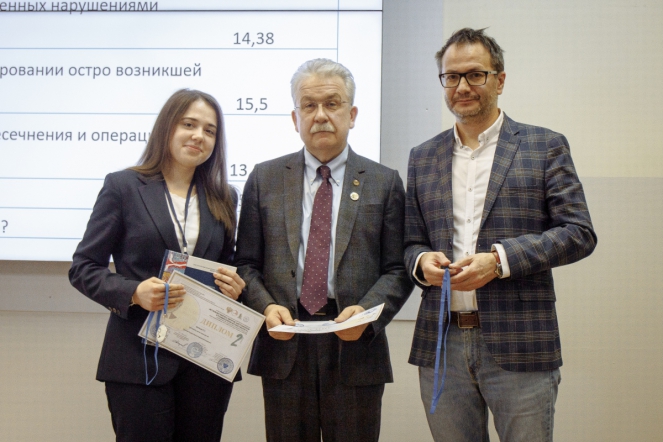 В СПбГПМУ подвели итоги студенческой конференции по хирургии 61