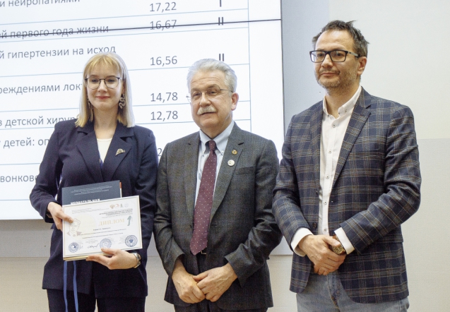 В СПбГПМУ подвели итоги студенческой конференции по хирургии 78