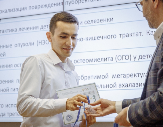 В СПбГПМУ подвели итоги студенческой конференции по хирургии 79