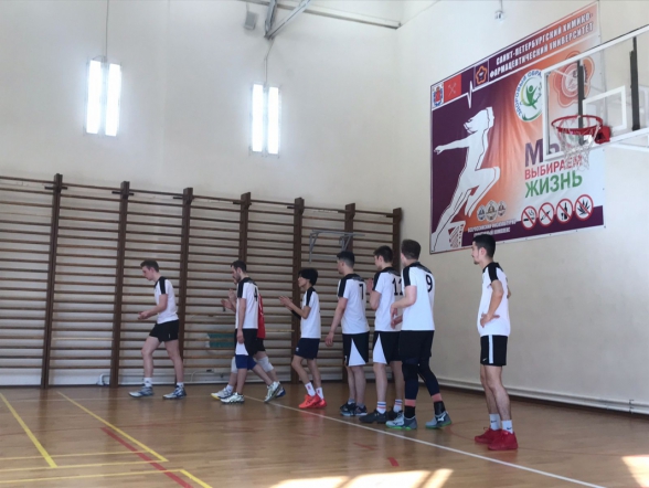 Команда СПбГПМУ по волейболу взяла бронзу на фестивале спорта 2