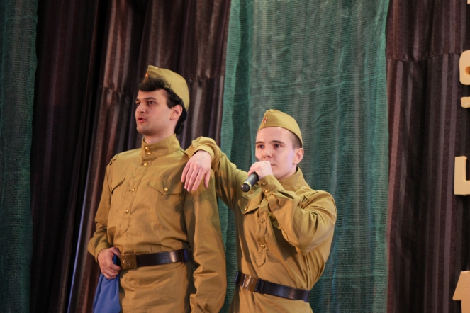 Студенты СПБГПМУ исполнили песни Победы 10