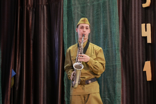 Студенты СПБГПМУ исполнили песни Победы 26