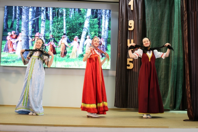 Студенты СПБГПМУ исполнили песни Победы 29