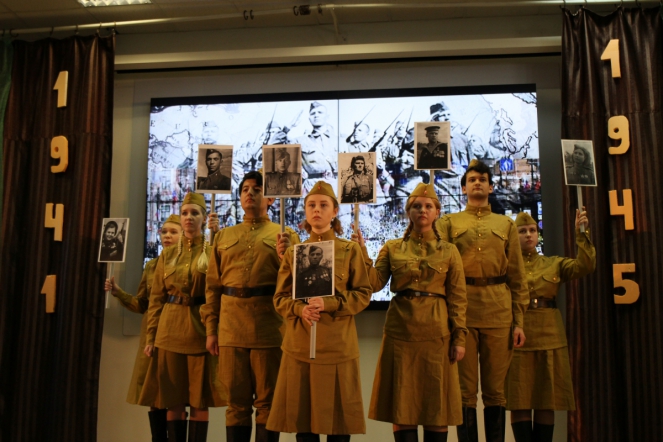 Студенты СПБГПМУ исполнили песни Победы 69