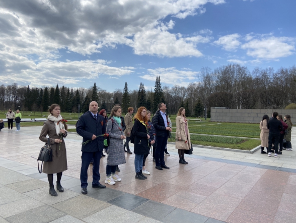 Студенты СПбГПМУ присоединились к акции «Памяти павших будьте достойны!» 2