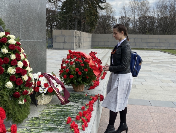 Студенты СПбГПМУ присоединились к акции «Памяти павших будьте достойны!» 13
