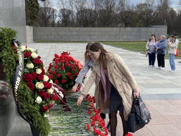 Студенты СПбГПМУ присоединились к акции «Памяти павших будьте достойны!» 15
