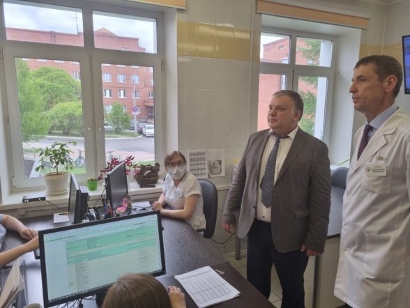 Ректор Педиатрического университета посетил Екатеринбург 2