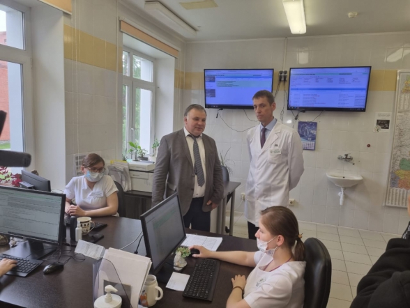 Ректор Педиатрического университета посетил Екатеринбург 4