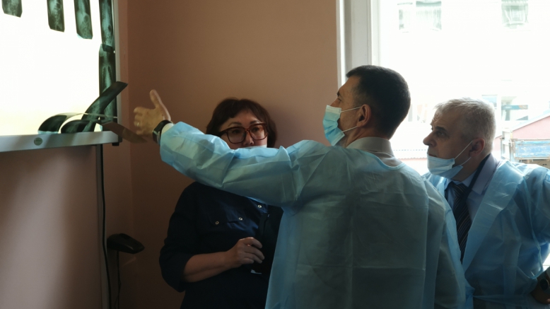 Педиатрический университет забирает на лечение пациента из Бурятии 10