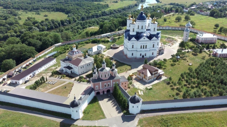 Лучшие врачи СПбГПМУ проконсультируют коллег из Центральной России