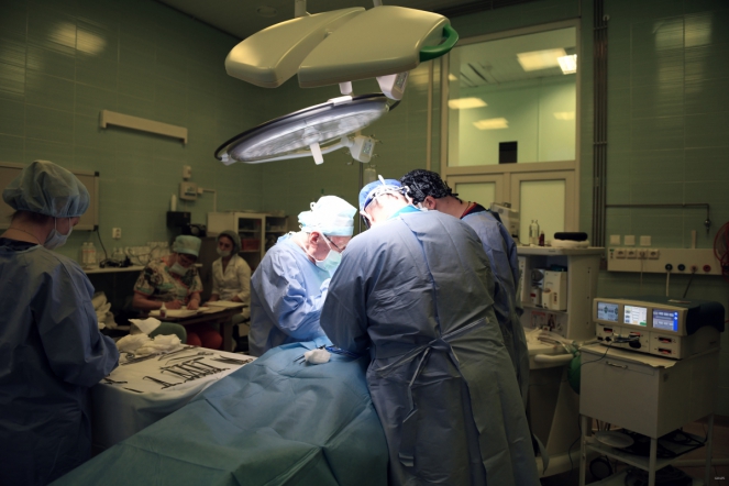 В СПбГПМУ выполнили сложнейшую операцию девочке из Калининграда