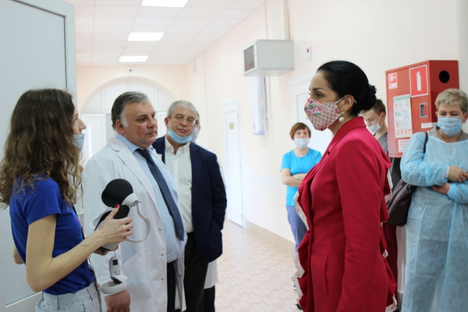 Пациентов Педиатрического университета поздравили с Днём защиты детей 16