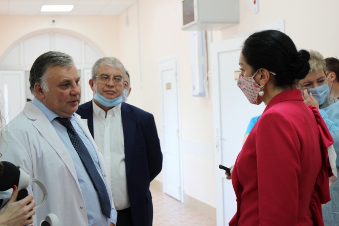 Пациентов Педиатрического университета поздравили с Днём защиты детей 17