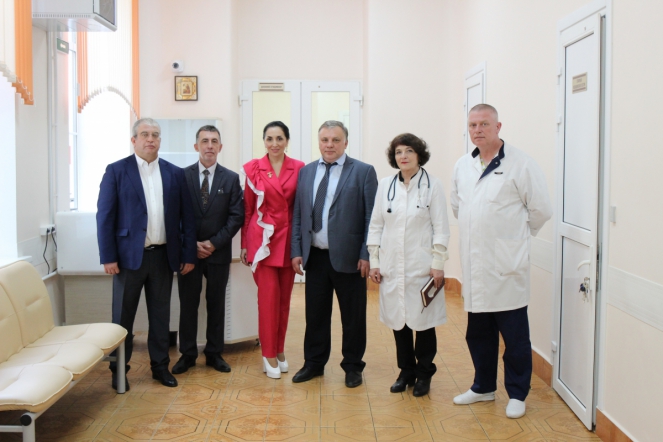 Пациентов Педиатрического университета поздравили с Днём защиты детей 18