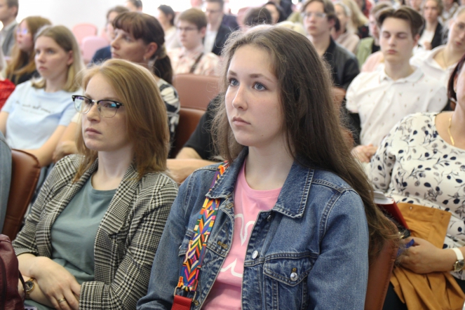 В Педиатрическом университете состоялся день открытых дверей 13