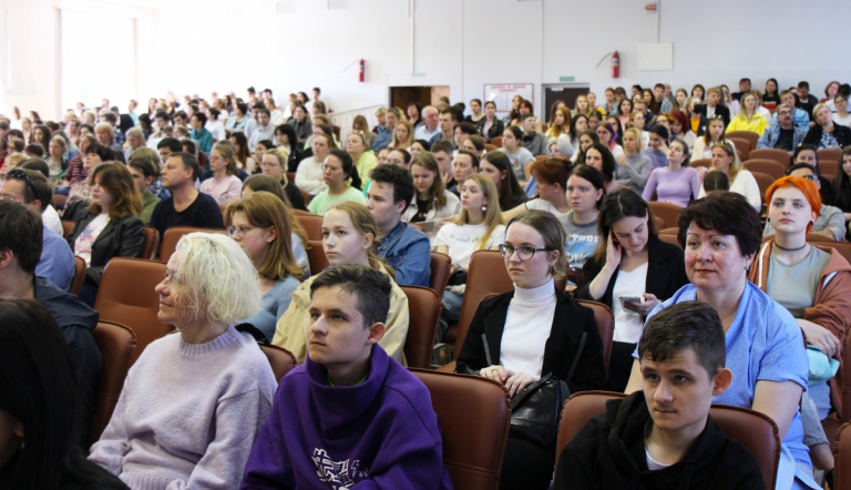 В Педиатрическом университете состоялся день открытых дверей 18