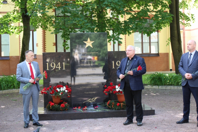 В Педиатрическом университете прошёл митинг памяти 6